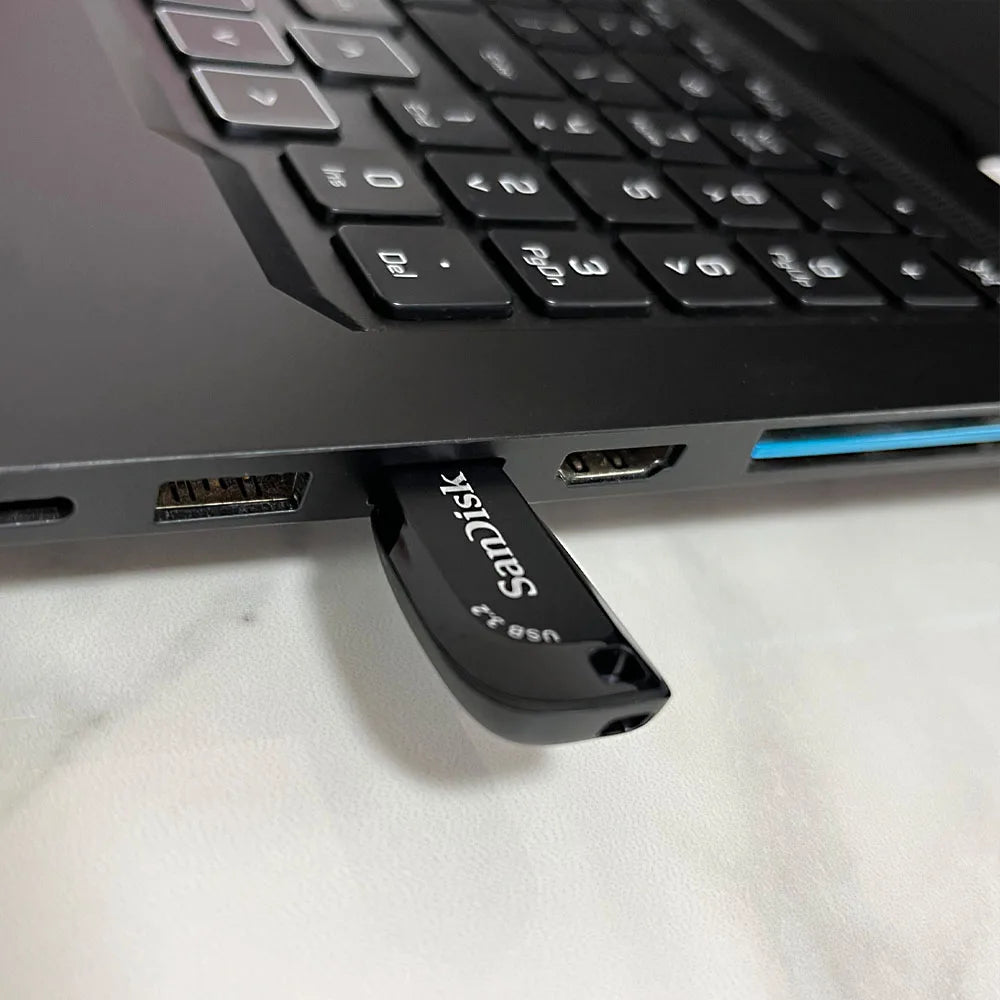 SanDisk Ultra Shift USB 3.2 Flash Drive - 32GB to 256GB